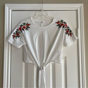 White Crop Top with Flowers Embroidered - Tie Waist - Size: XS